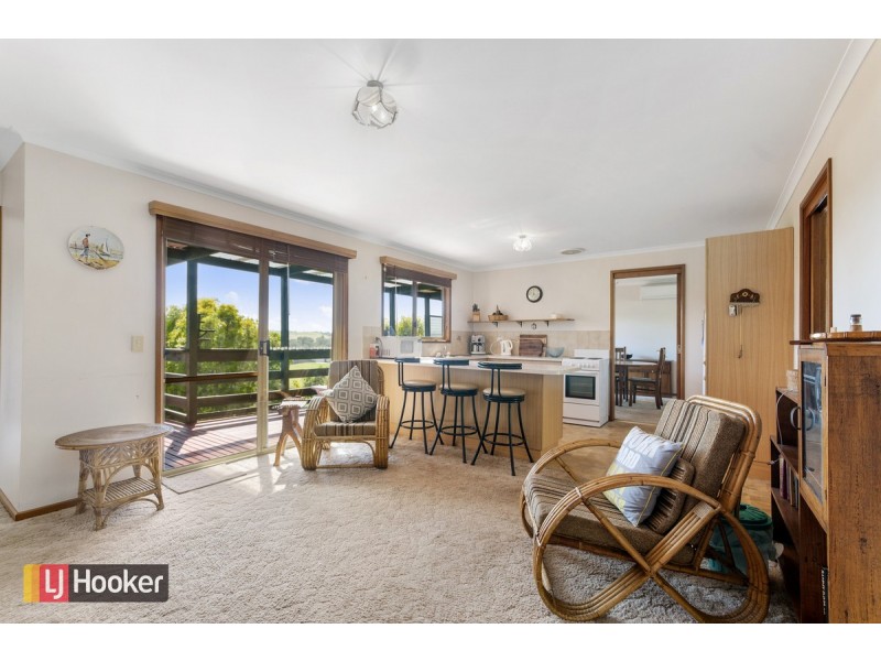 71 Lake Bunga Beach Road, Lake Bunga VIC 3909