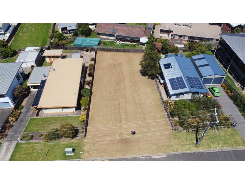 31 O’Neills Road, Lakes Entrance VIC 3909