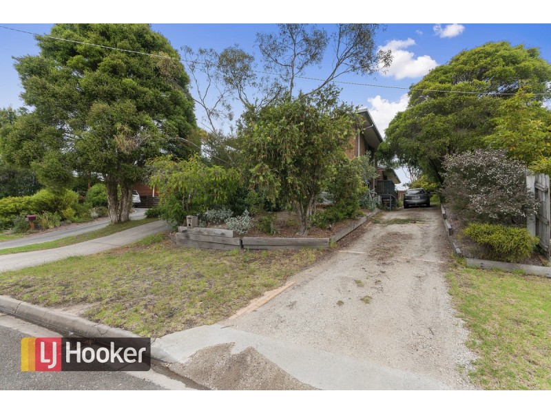 19 Campbell Grove, Lake Bunga VIC 3909