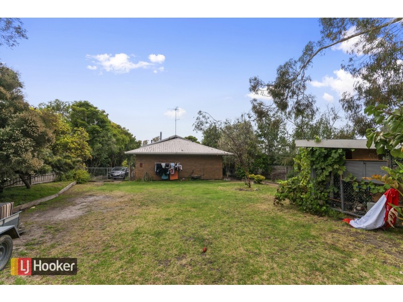 19 Campbell Grove, Lake Bunga VIC 3909