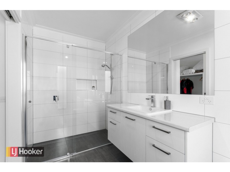 41 O’Neills Road, Lakes Entrance VIC 3909