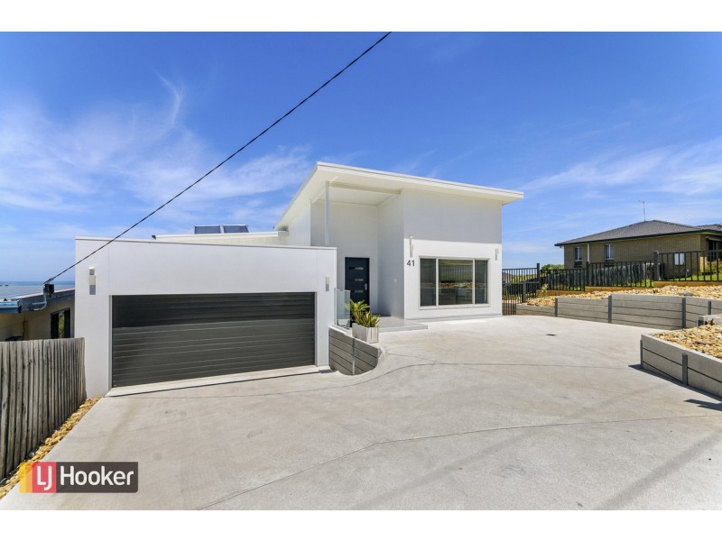 41 O’Neills Road, Lakes Entrance VIC 3909