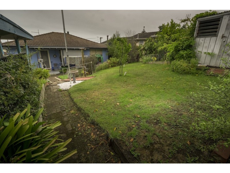 28 Bogong Street, Lakes Entrance VIC 3909