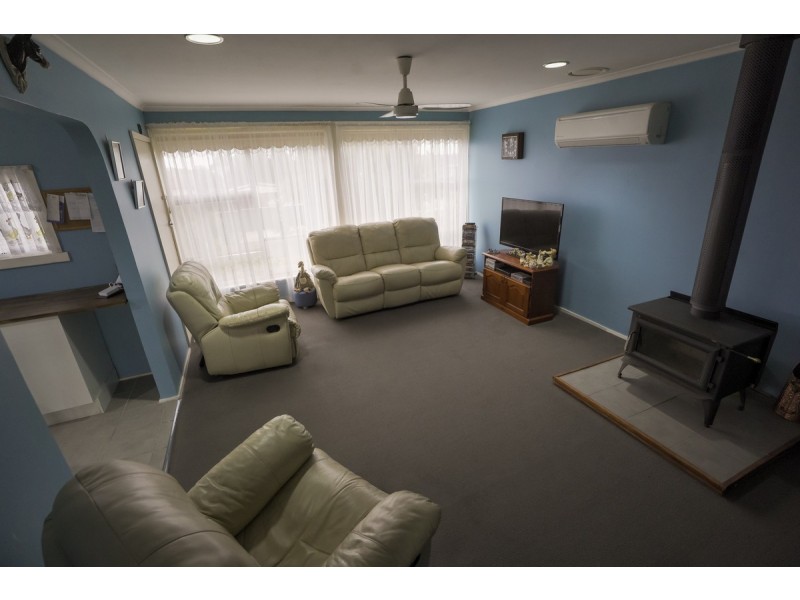 28 Bogong Street, Lakes Entrance VIC 3909