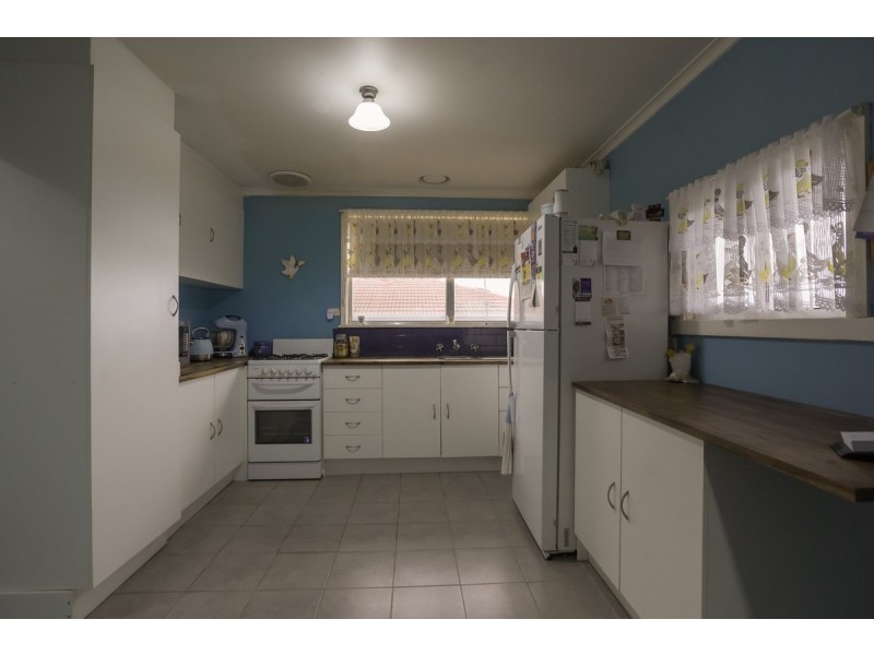 28 Bogong Street, Lakes Entrance VIC 3909