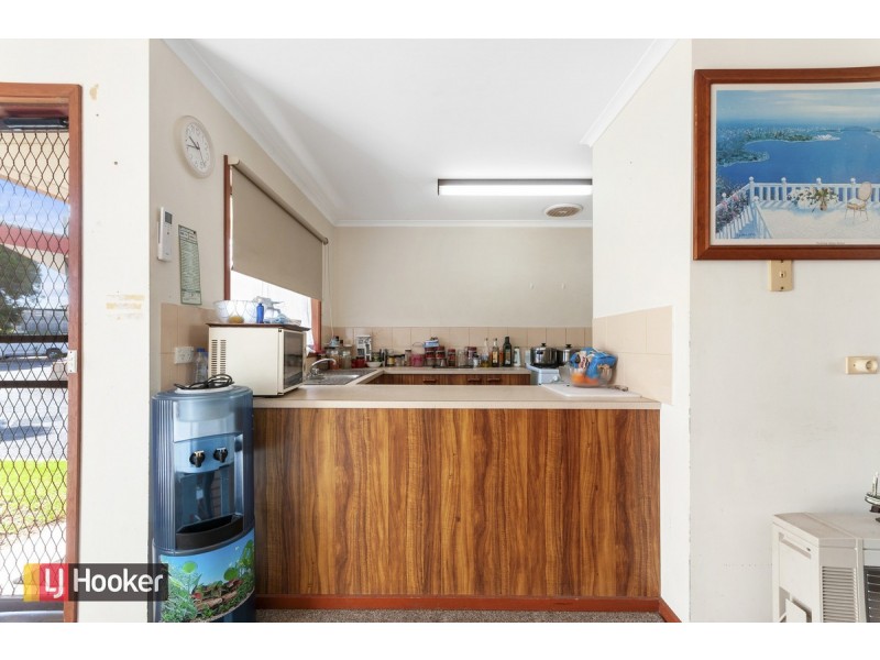 15/23 Alexandra Avenue, Kalimna VIC 3909