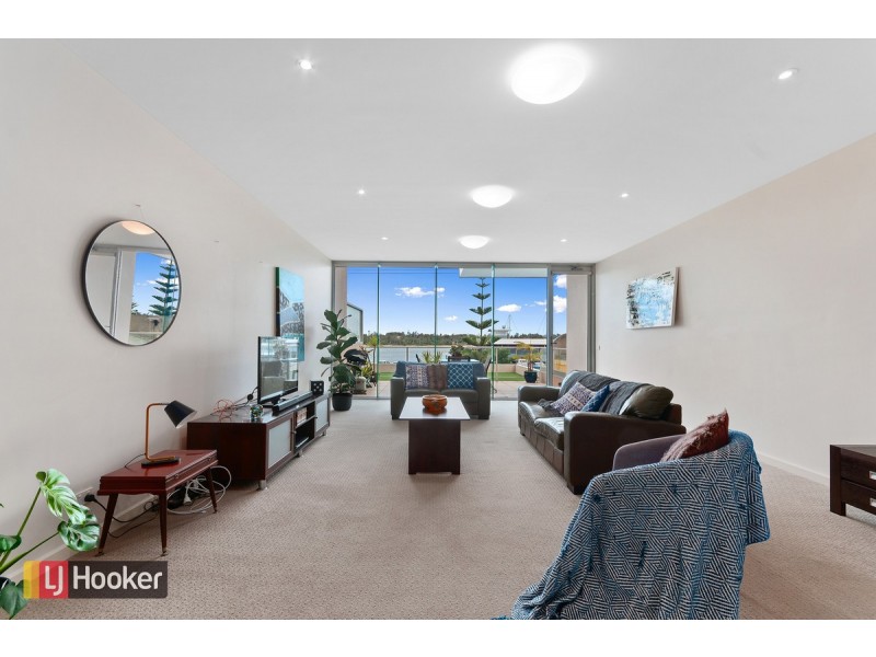 1/247 Esplanade, Lakes Entrance VIC 3909