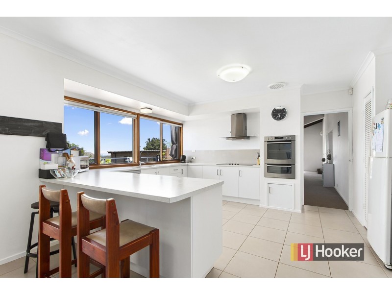 19 Capes Road, Lakes Entrance VIC 3909