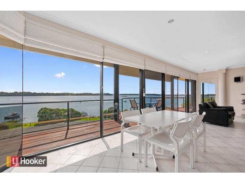 86 Lakeside Drive, Lake Tyers Beach VIC 3909