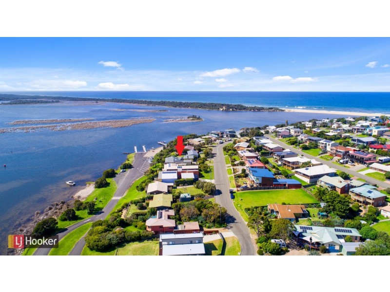 86 Lakeside Drive, Lake Tyers Beach VIC 3909