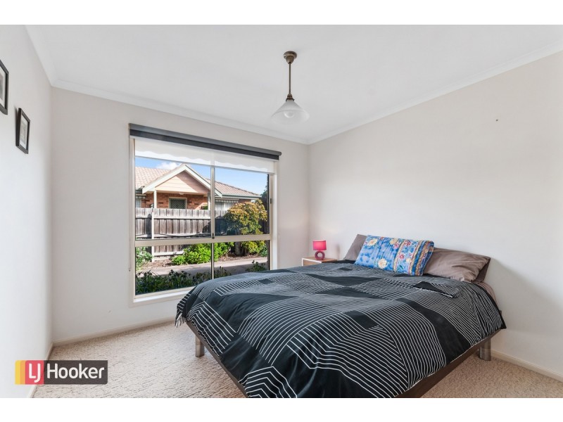 1/64 Roadknight Street, Lakes Entrance VIC 3909