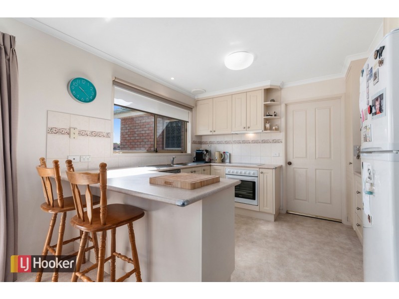 1/64 Roadknight Street, Lakes Entrance VIC 3909