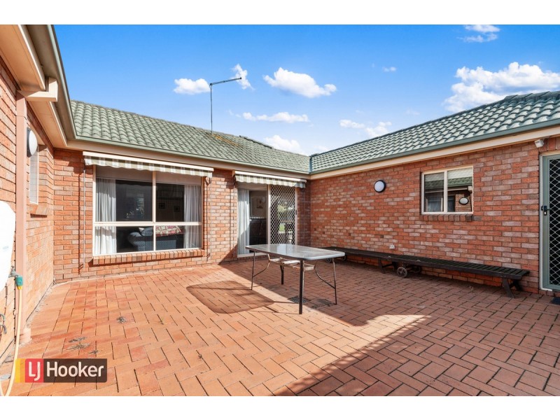 1/64 Roadknight Street, Lakes Entrance VIC 3909