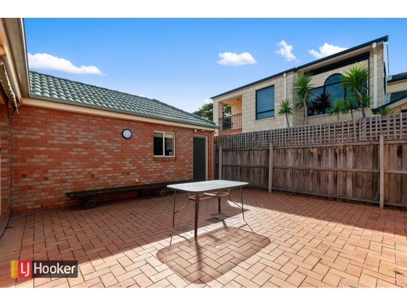 1/64 Roadknight Street, Lakes Entrance VIC 3909