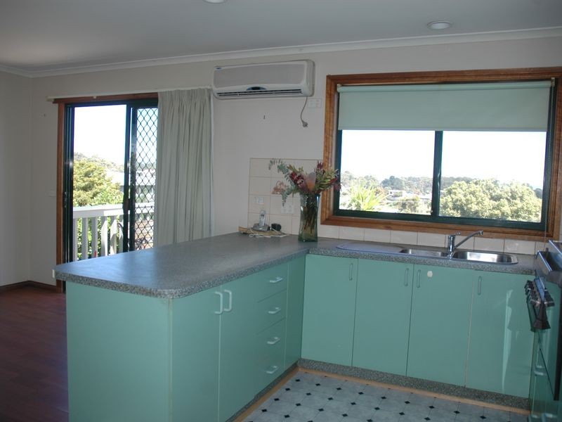 164 Thorpes Lane, Lakes Entrance VIC 3909