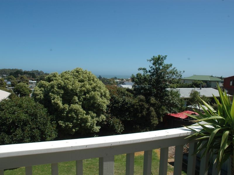 164 Thorpes Lane, Lakes Entrance VIC 3909