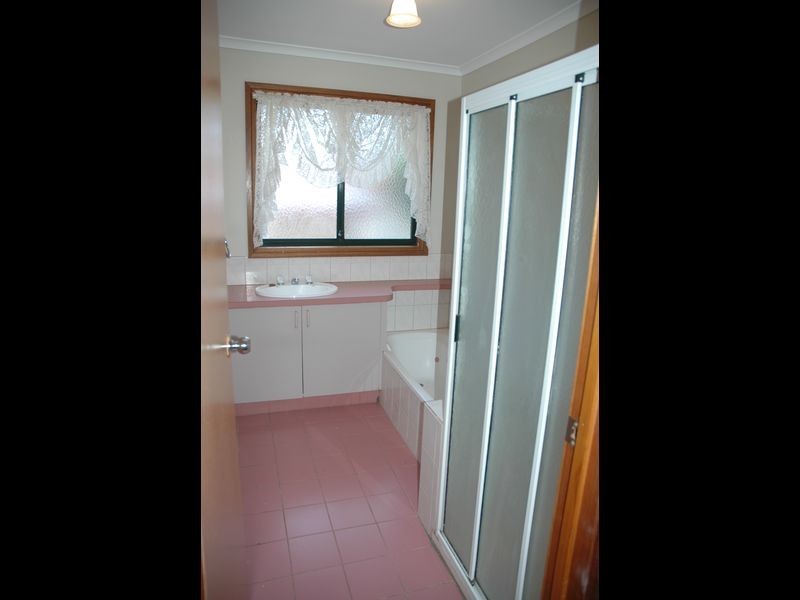 164 Thorpes Lane, Lakes Entrance VIC 3909