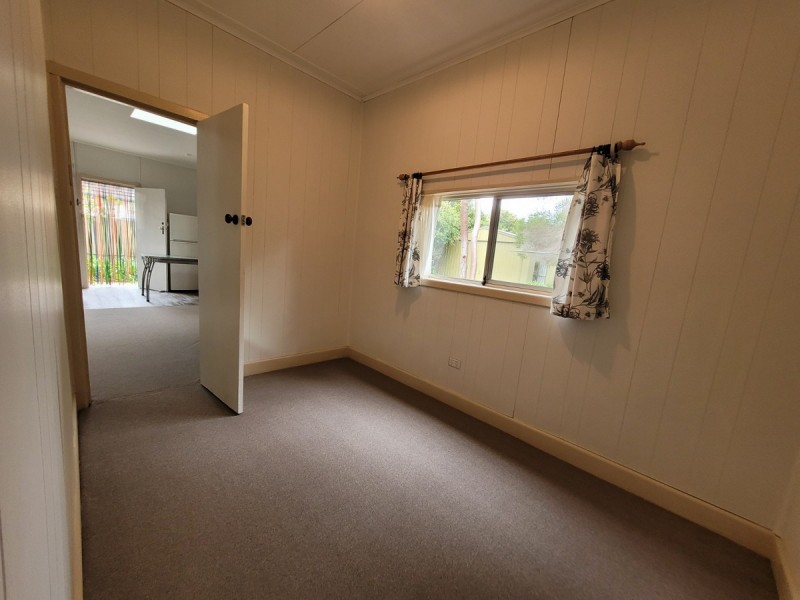 68 Roadknight Street, Lakes Entrance VIC 3909