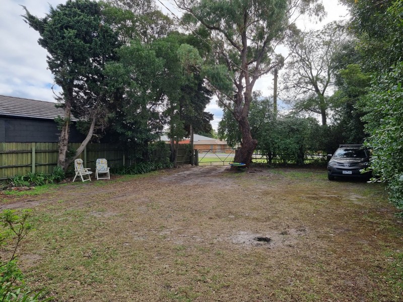 68 Roadknight Street, Lakes Entrance VIC 3909