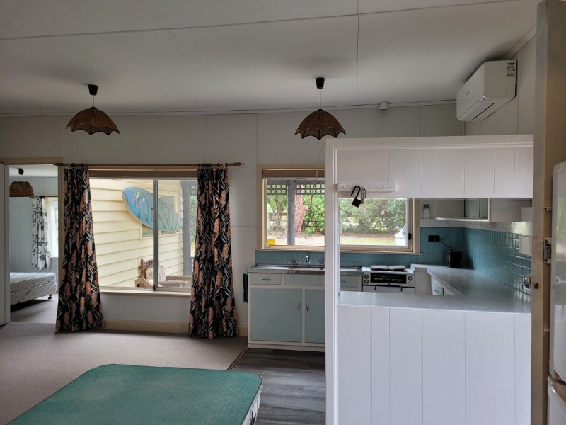 68 Roadknight Street, Lakes Entrance VIC 3909