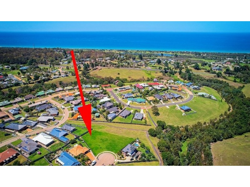 27 Norman Court, Lakes Entrance VIC 3909