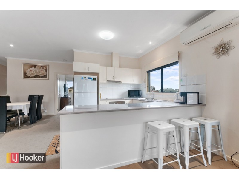7/83 Esplanade, Lakes Entrance VIC 3909
