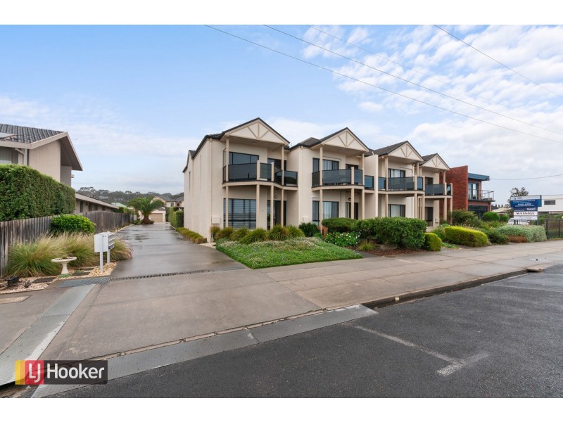 7/83 Esplanade, Lakes Entrance VIC 3909