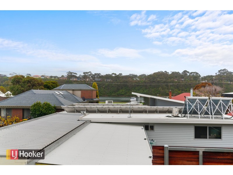 7/83 Esplanade, Lakes Entrance VIC 3909