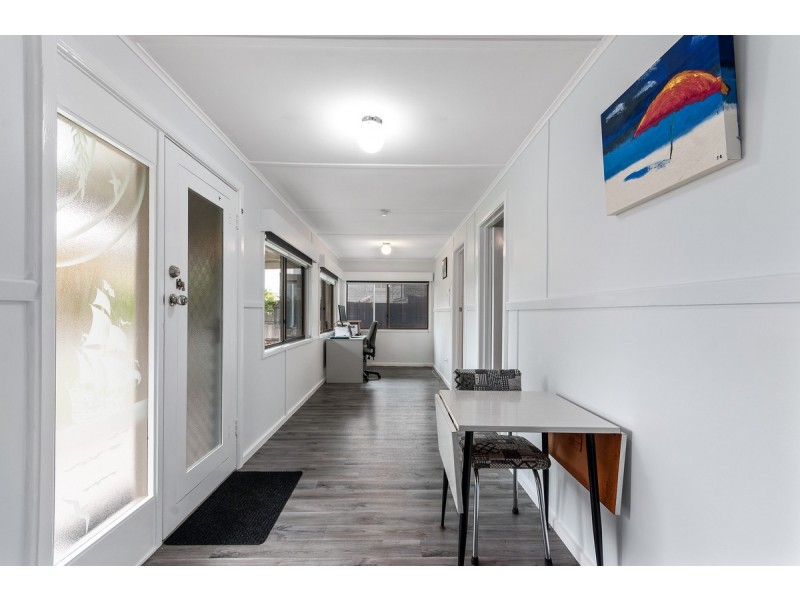 5 George Street, Lakes Entrance VIC 3909