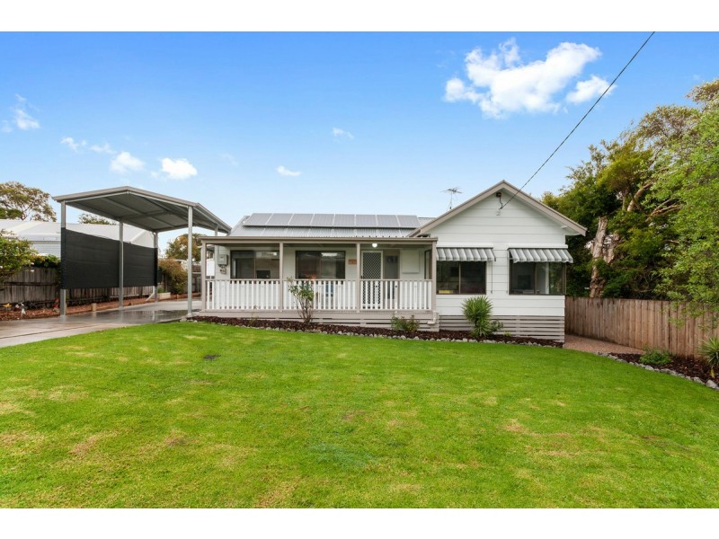 5 George Street, Lakes Entrance VIC 3909