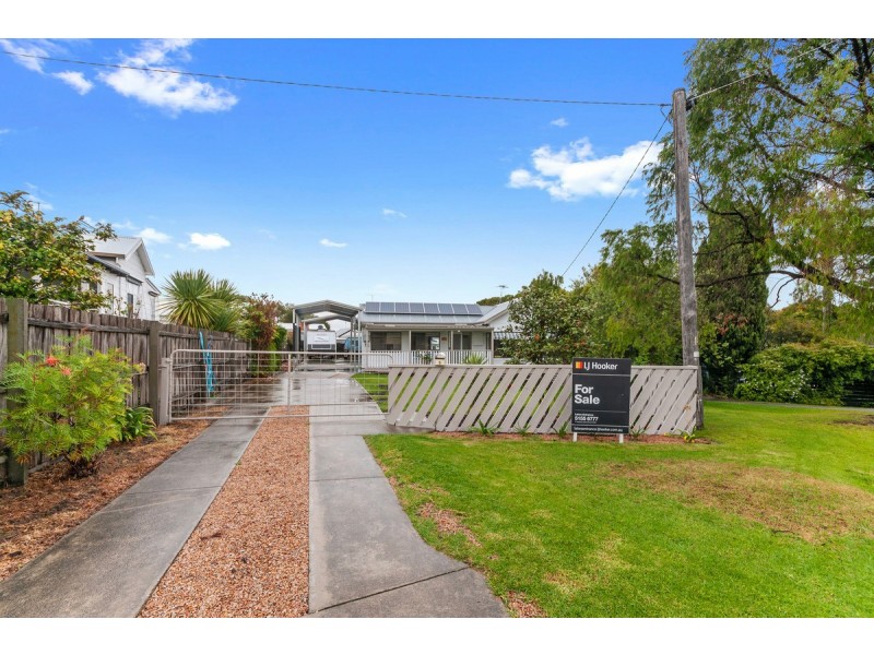 5 George Street, Lakes Entrance VIC 3909