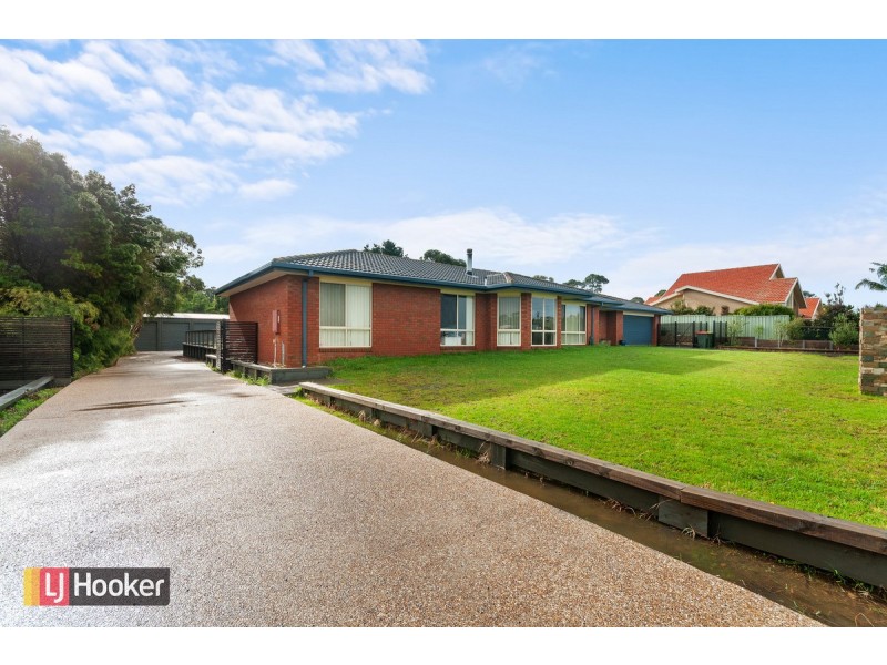 42 Lindamay Court, Lakes Entrance VIC 3909