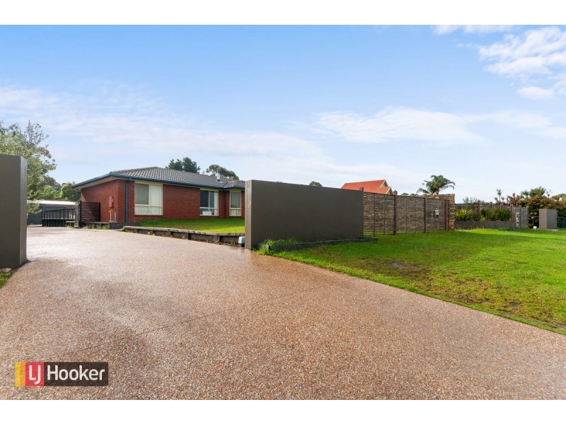 42 Lindamay Court, Lakes Entrance VIC 3909