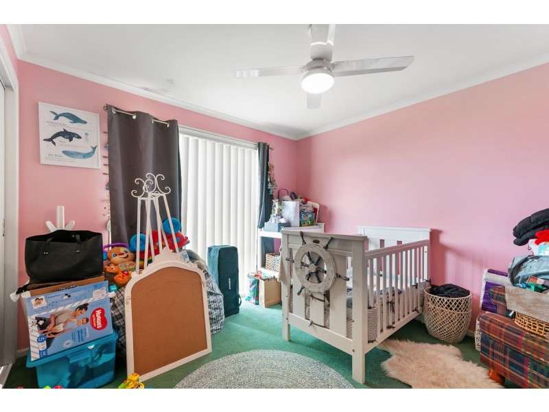 42 Lindamay Court, Lakes Entrance VIC 3909