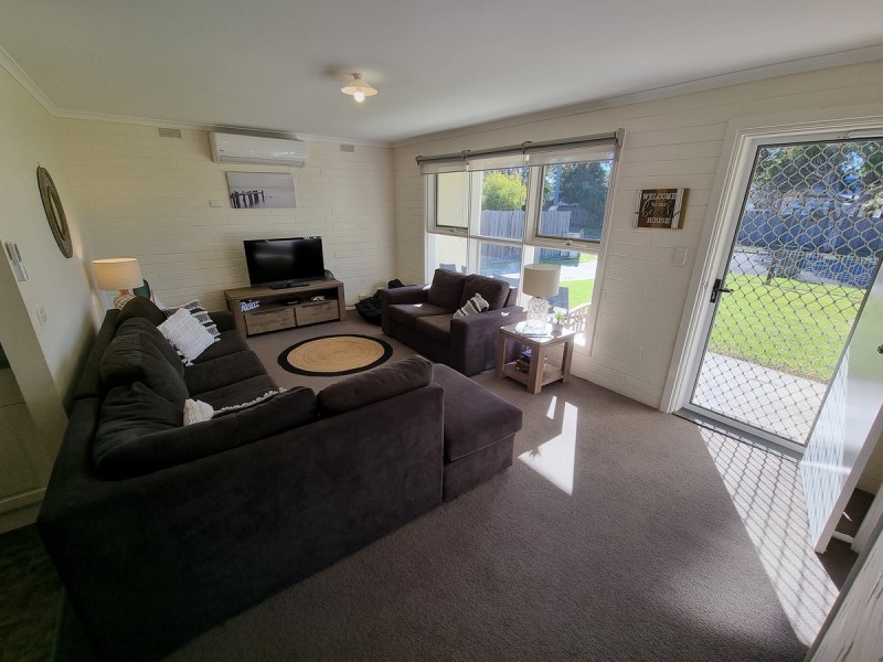 18 Long Street, Lakes Entrance VIC 3909