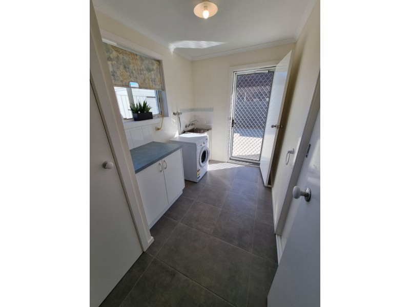 18 Long Street, Lakes Entrance VIC 3909