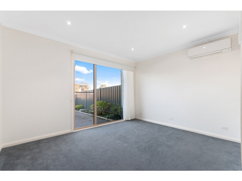 11 Penang Boardwalk, Lakes Entrance VIC 3909