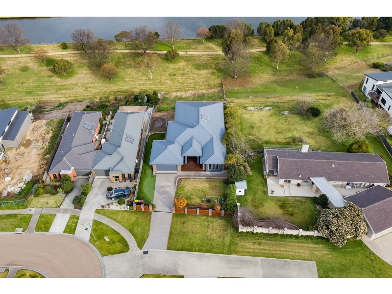 49 Morton Drive, Eastwood VIC 3875