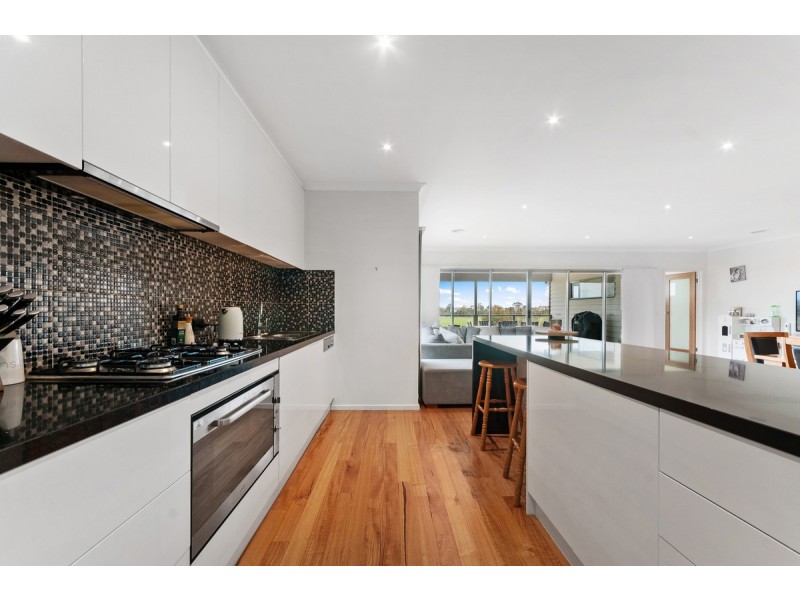 49 Morton Drive, Eastwood VIC 3875