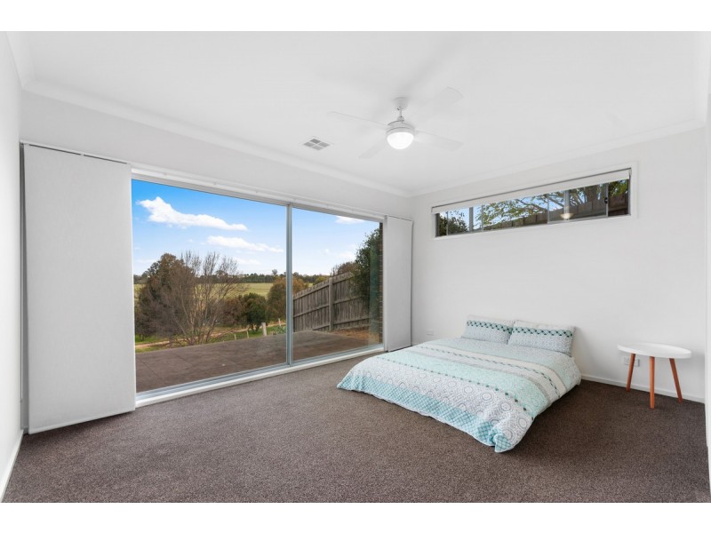 49 Morton Drive, Eastwood VIC 3875