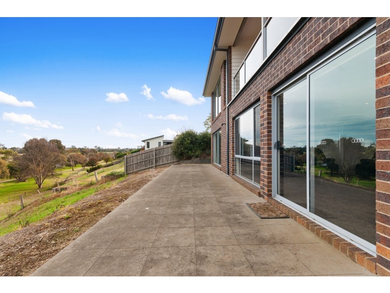 49 Morton Drive, Eastwood VIC 3875