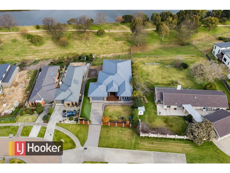 49 Morton Drive, Eastwood VIC 3875