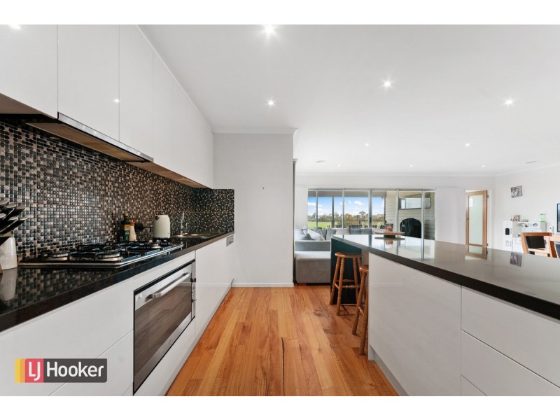 49 Morton Drive, Eastwood VIC 3875