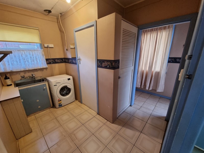 21 Palmers Road, Lakes Entrance VIC 3909