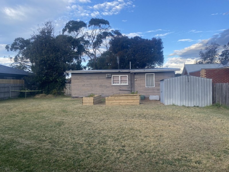 21 Palmers Road, Lakes Entrance VIC 3909