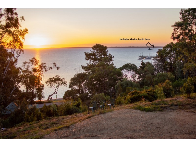 3 Moorhouse Street, Metung VIC 3904