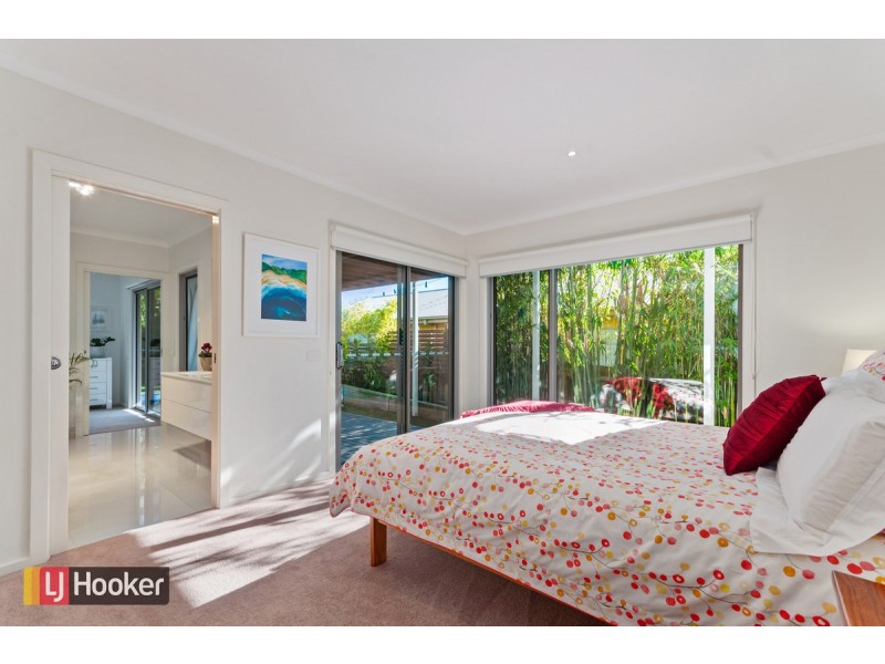 45 Lakeside Drive, Lake Tyers Beach VIC 3909
