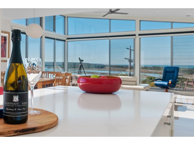 45 Lakeside Drive, Lake Tyers Beach VIC 3909