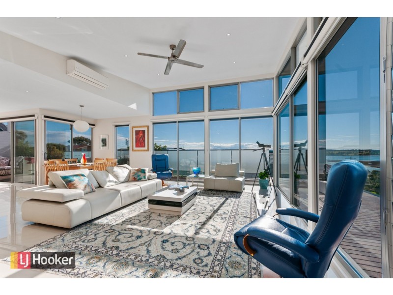 45 Lakeside Drive, Lake Tyers Beach VIC 3909