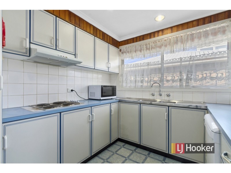 3 Point Road, Kalimna VIC 3909